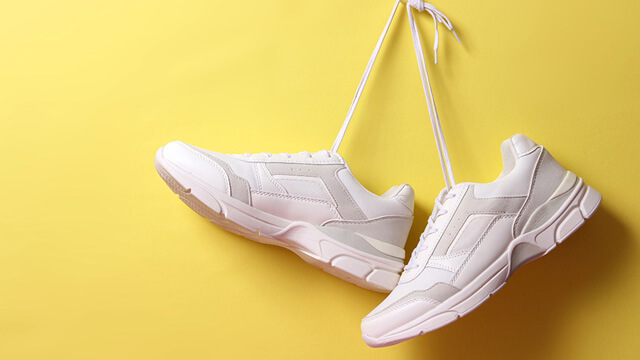 ヨーロッパにはそこが薄すぎない靴がおすすめ