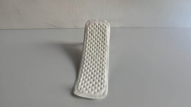 natracare3-2 フランスのパンティライン‐natracareー表面